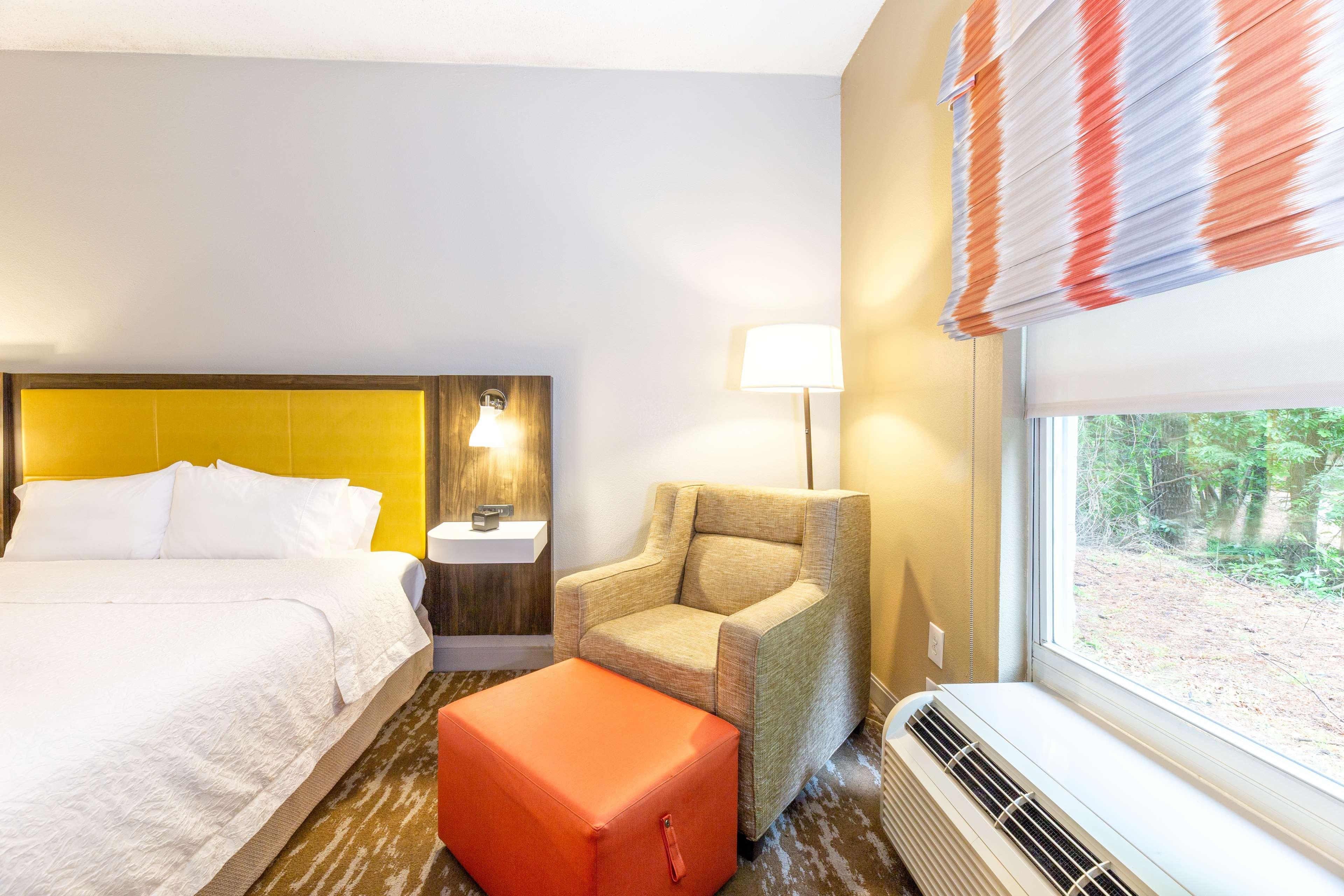 Hampton Inn & Suites Raleigh Cary Lenovo Center Exteriör bild