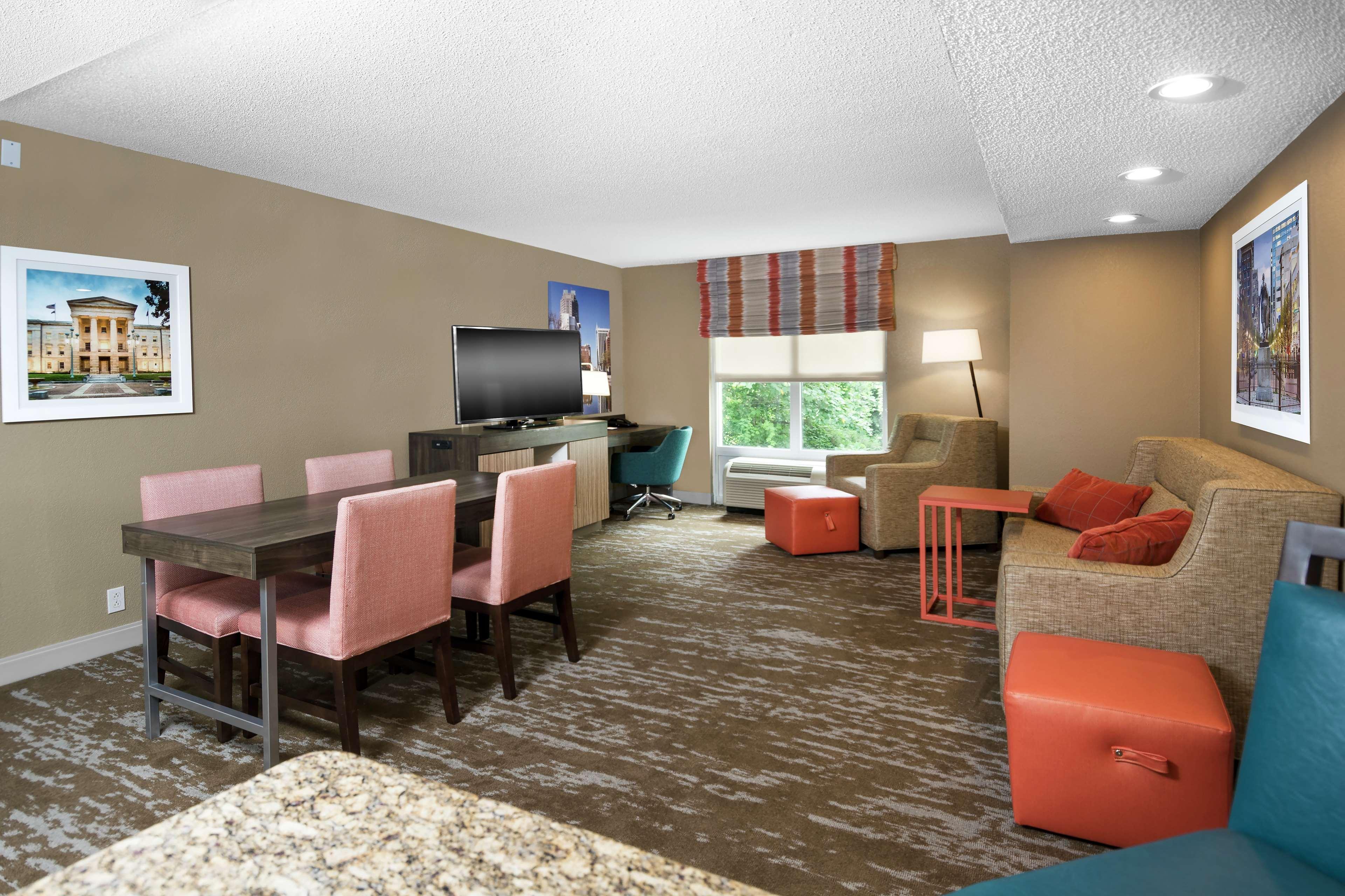 Hampton Inn & Suites Raleigh/Cary I-40 Exteriör bild