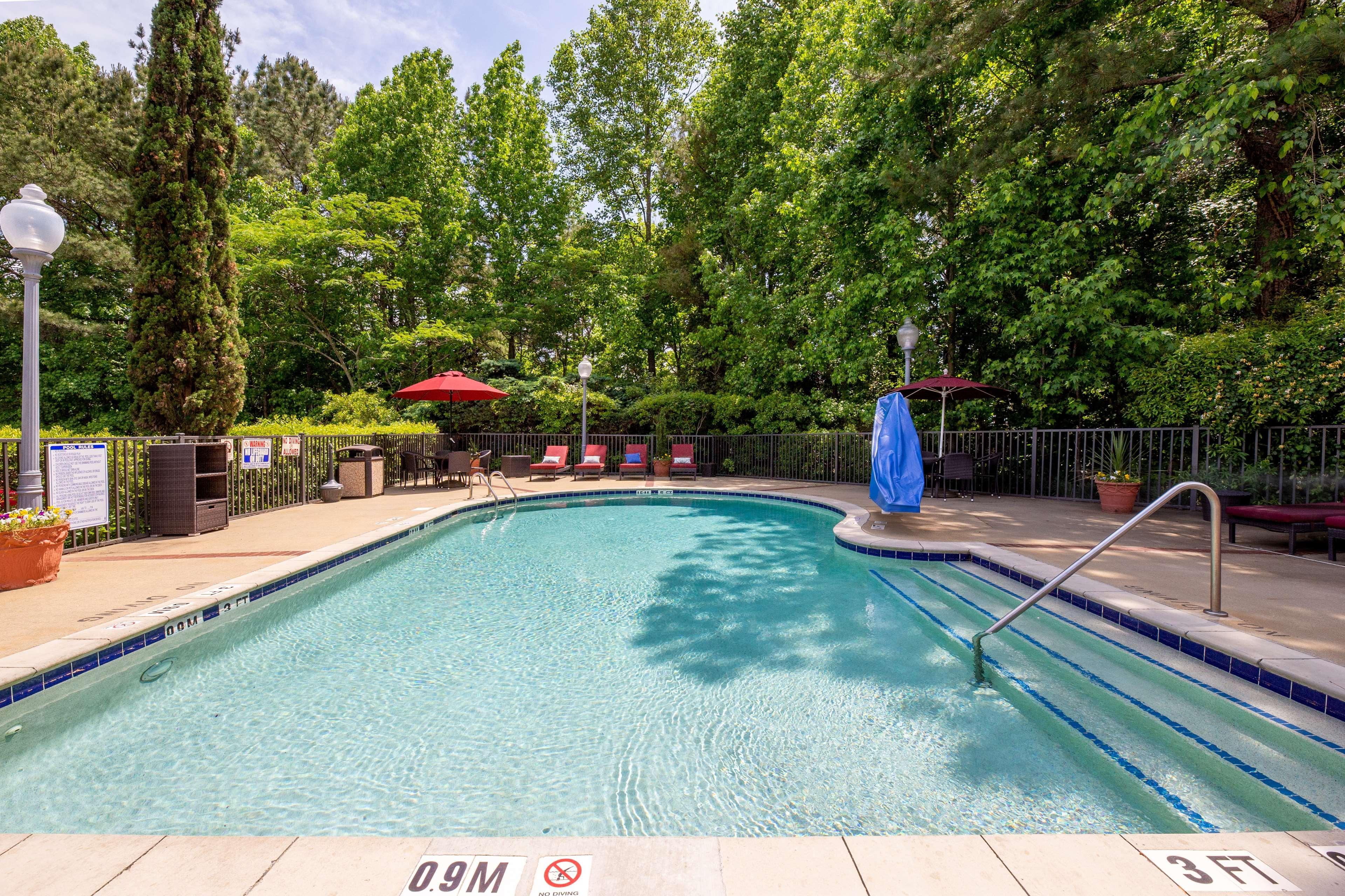Hampton Inn & Suites Raleigh Cary Lenovo Center Exteriör bild