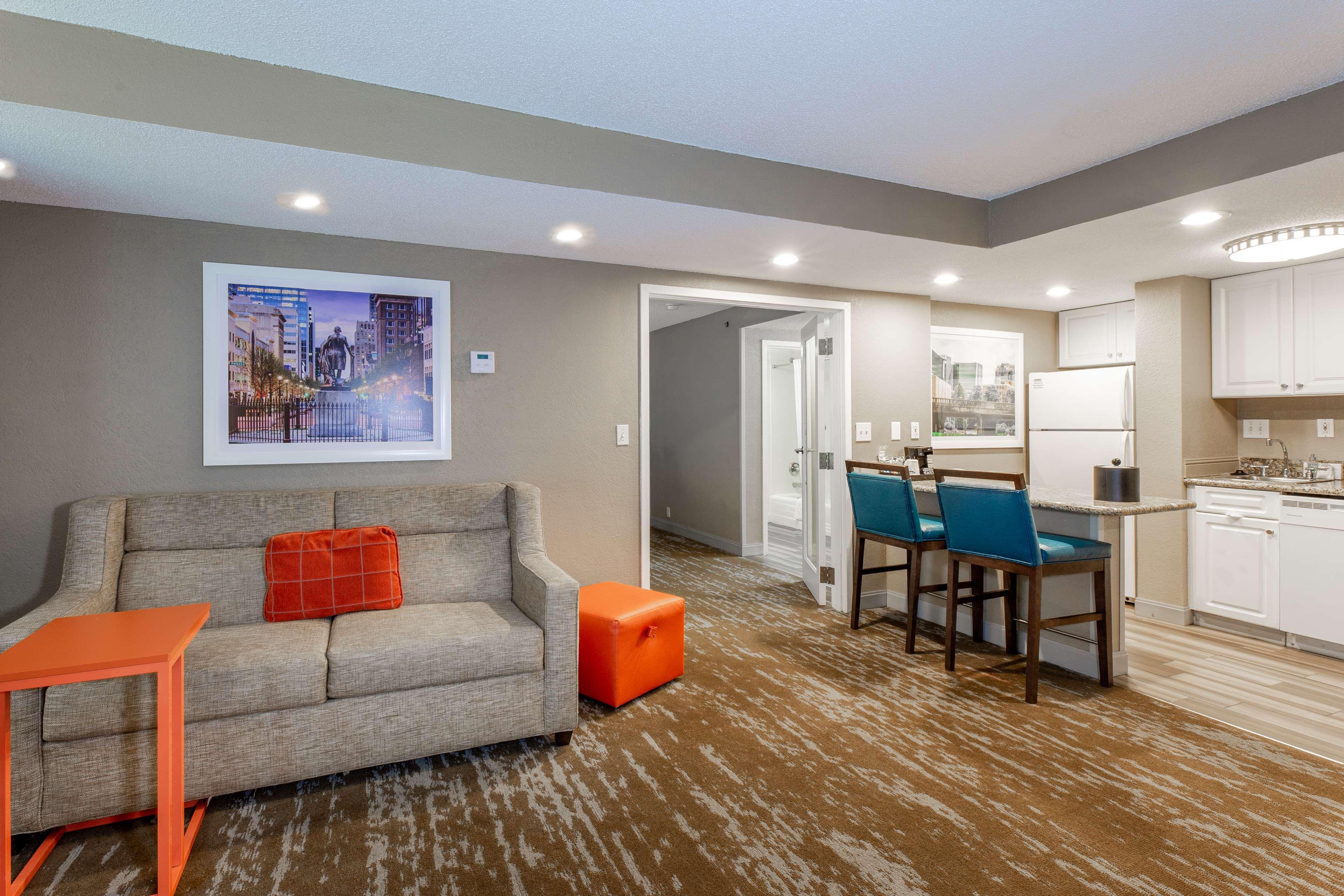 Hampton Inn & Suites Raleigh Cary Lenovo Center Exteriör bild